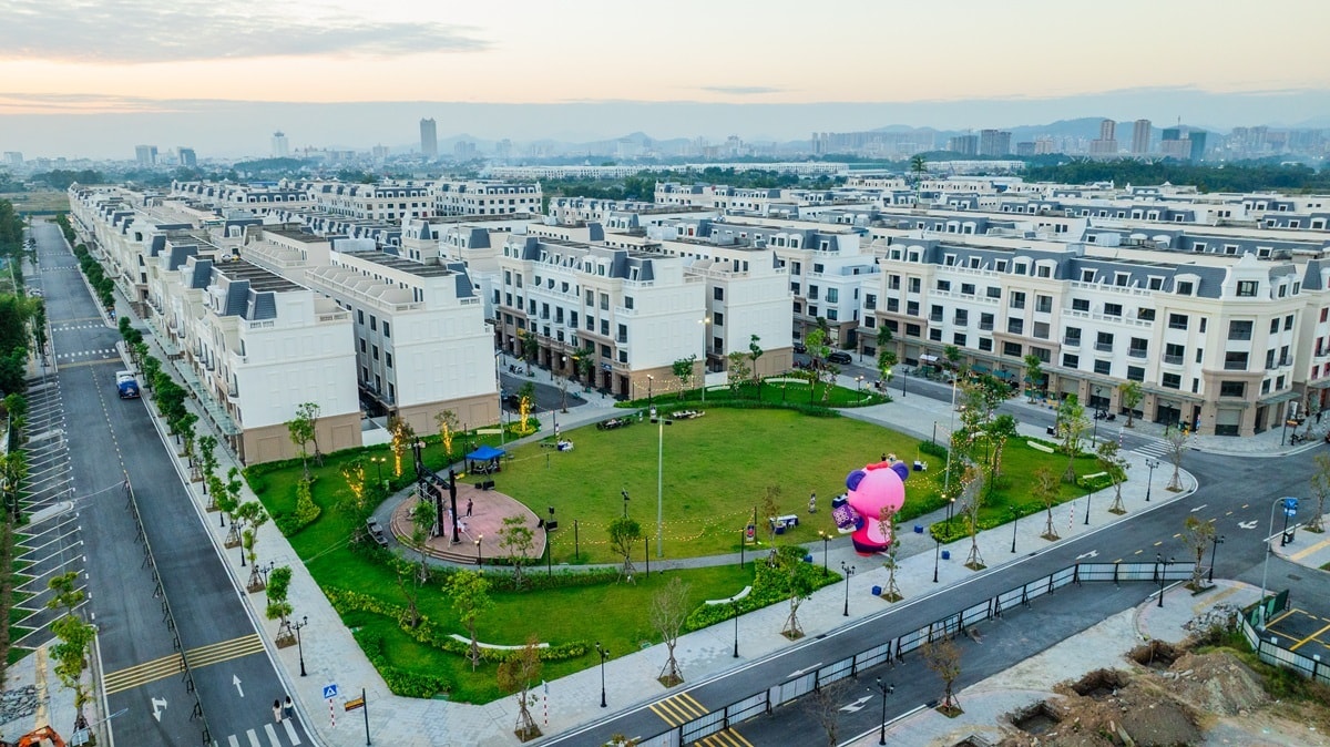 Dự án Vinhomes Golden Avenue đang được hỗ trợ vay 70% giá trị sản phẩm, miễn lãi suất trong 24 tháng.