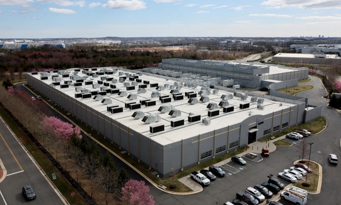 Trung tâm Dữ liệu Thực tế Kỹ thuật số tại Ashburn, Virginia, ngày 17/3/2025. Ảnh: Reuters