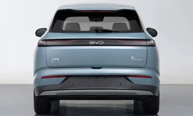 Thiết kế cụm đèn hậu mới trên Atto 3 2026. Ảnh: BYD