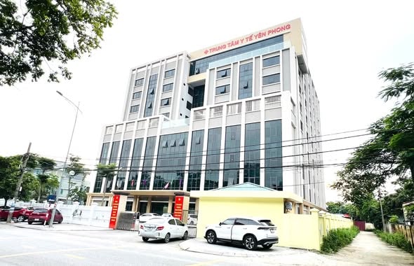 Bệnh viện đa khoa Yên Phong (Bắc Ninh): Tiên phong xây dựng mô hình bệnh viện không giấy tờ ở tuyến cơ sở - Ảnh 1.