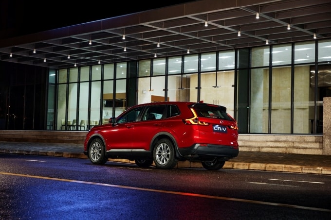Tùy chọn màu đỏ trên CR-V phiên bản L. Ảnh: HVN