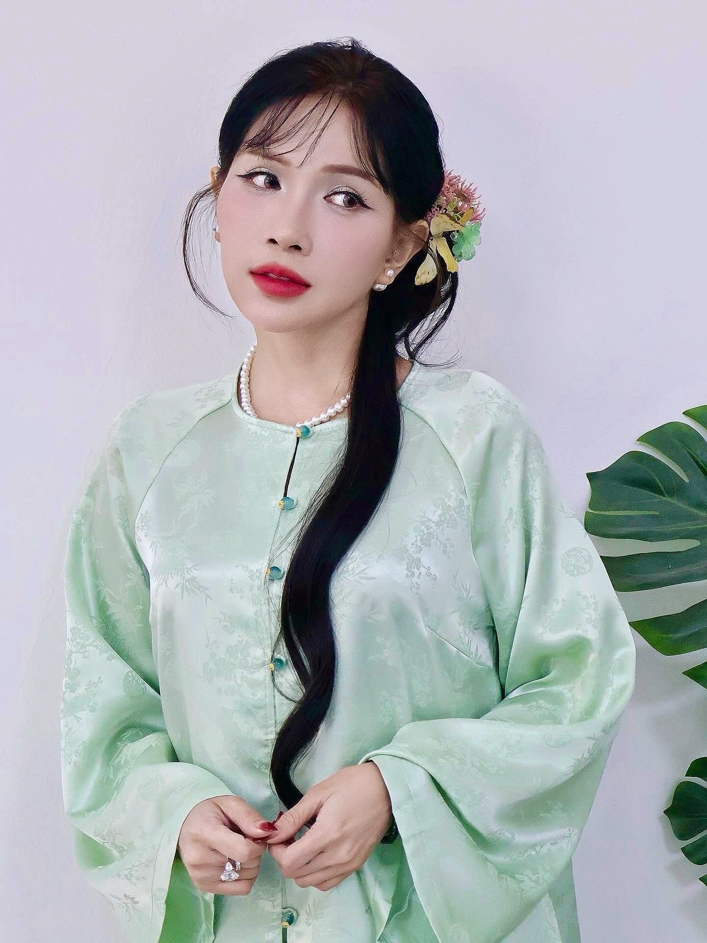 khả như ảnh 5 kha nhu anh 5