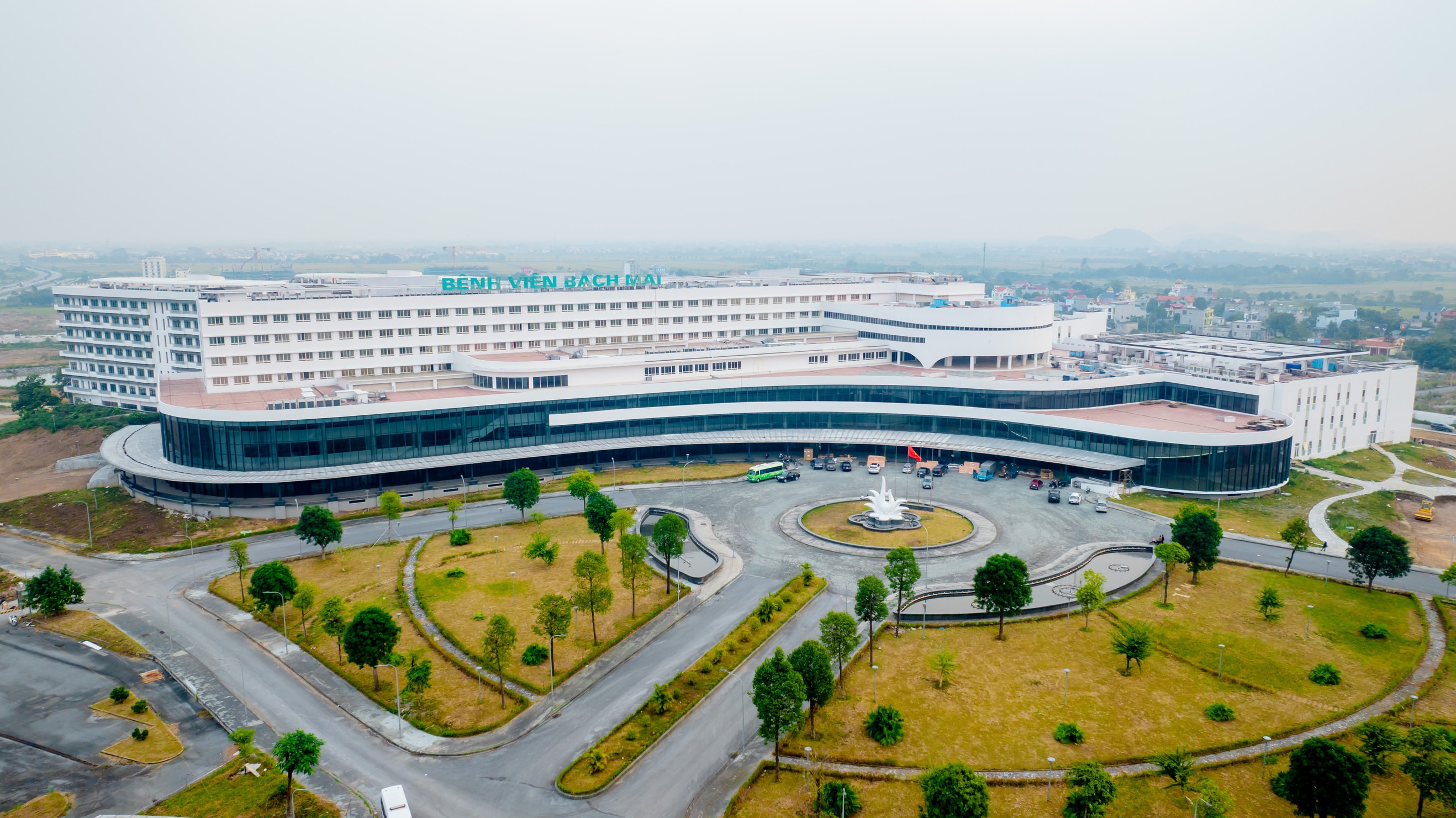 Cơ sở 2 của bệnh viện Bạch Mai đặt tại cửa ngõ Nam Thủ đô. (Ảnh: Ánh Dương)