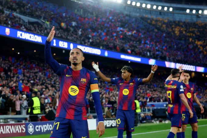 Raphinha mừng bàn mở tỷ số trong trận Barca thắng Newcastle 7-2 ở lượt về vòng 1/8 Champions League trên sân Camp Nou, Barcelona, Tây Ban Nha ngày 18/3/2026. Ảnh: Reuters