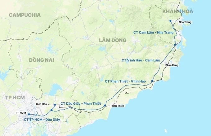 Hướng tuyến các đoạn cao tốc kết nối TP HCM với Nha Trang. Đồ họa: Tâm Thảo