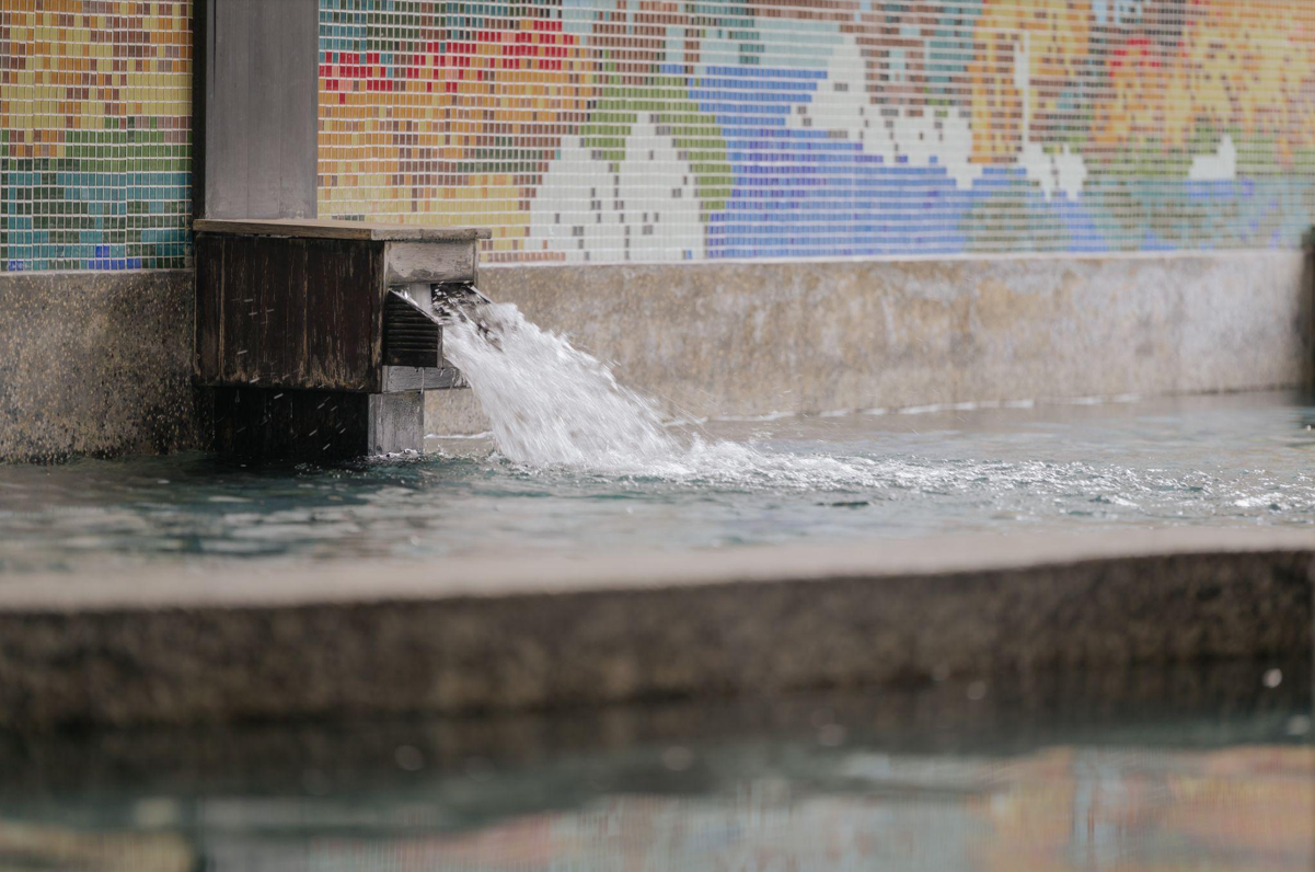 Nguồn nước khoáng nóng tự nhiên tại xã Diên Hà có thể khai thác chuyên nghiệp hơn.