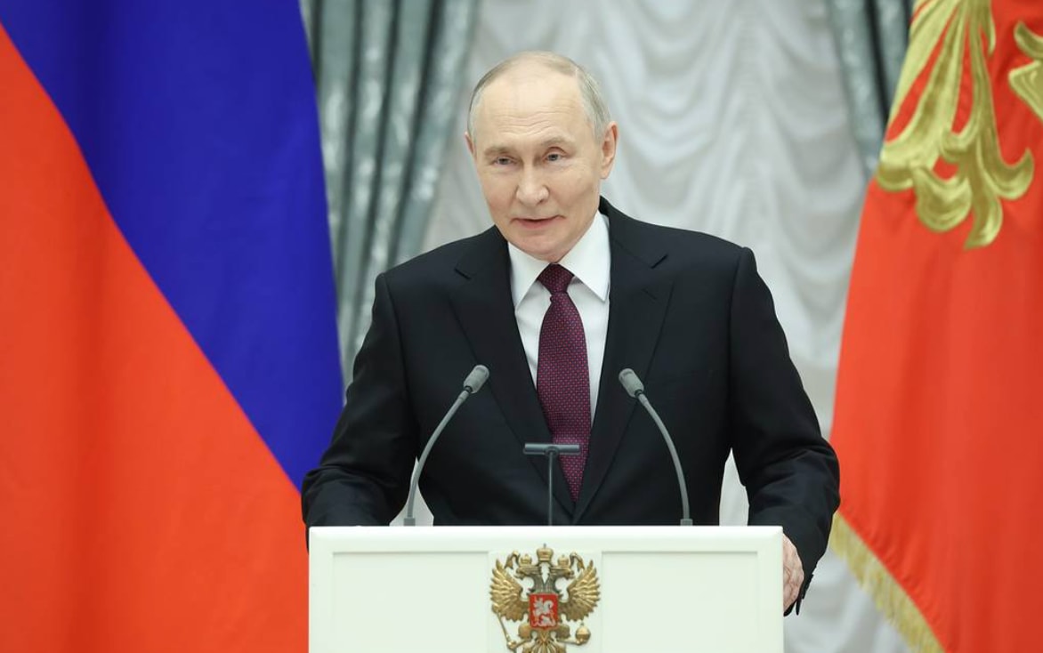 Tổng thống Putin chúc mừng đội tuyển Paralympic Nga với kết quả đáng kinh ngạc.