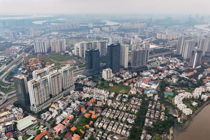 Bất động sản khu Đông TP HCM với các dự án chung cư. Ảnh: Quỳnh Trần