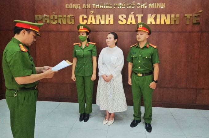 Bà Nguyễn Ngọc Tiền bị khởi tố, bắt giam. Ảnh: Công an TP HCM