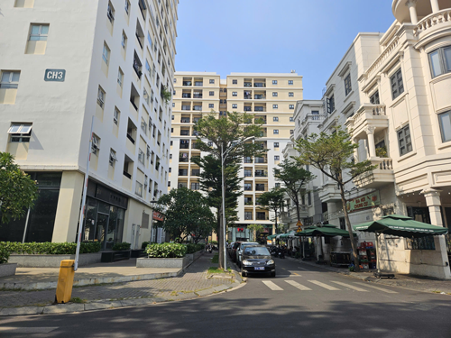 Tranh cãi từ việc rao bán chỗ đậu xe ở chung cư - Ảnh 1.