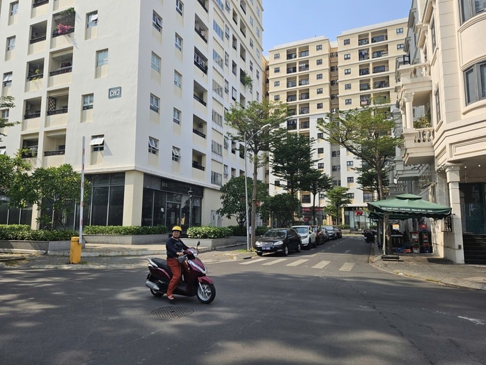 UBND phường Gò Vấp yêu cầu CityLand báo cáo vụ bán chỗ đậu xe 500 triệu đồng - Ảnh 1. UBND phường Gò Vấp yêu cầu CityLand báo cáo vụ bán chỗ đậu xe 500 triệu đồng - Ảnh 1.