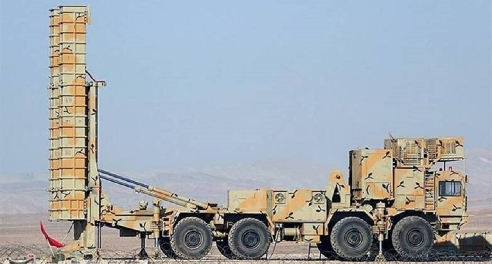 Hệ thống phóng tên lửa đất đối không từ hệ thống phòng không tầm xa Bavar 373 của Iran. Ảnh Military Watch