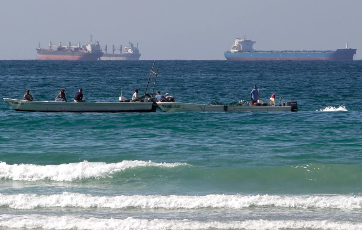 Tàu thuyền qua eo biển Hormuz. (Nguồn: AP)