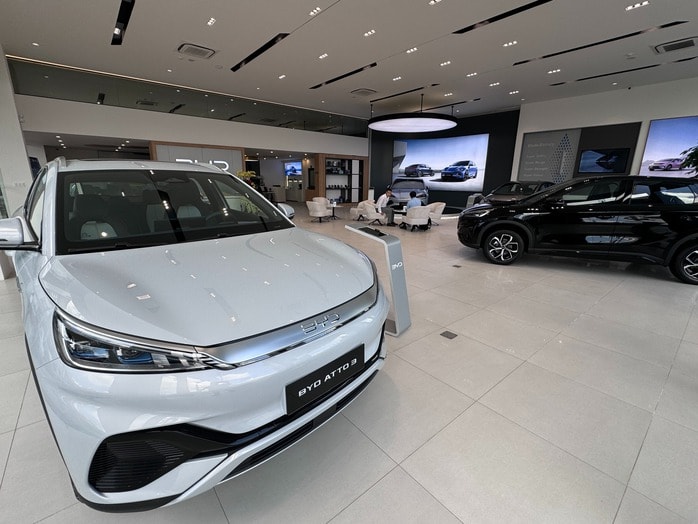 Hơn 10.000 ô tô Trung Quốc nhập về Việt Nam, tăng mạnh hơn 84 % - Ảnh 1.