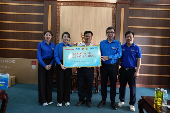 Báo Người Lao Động và ACV hỗ trợ Vùng 4 Hải Quân với quà tặng ý nghĩa 2026 - Ảnh 5.
