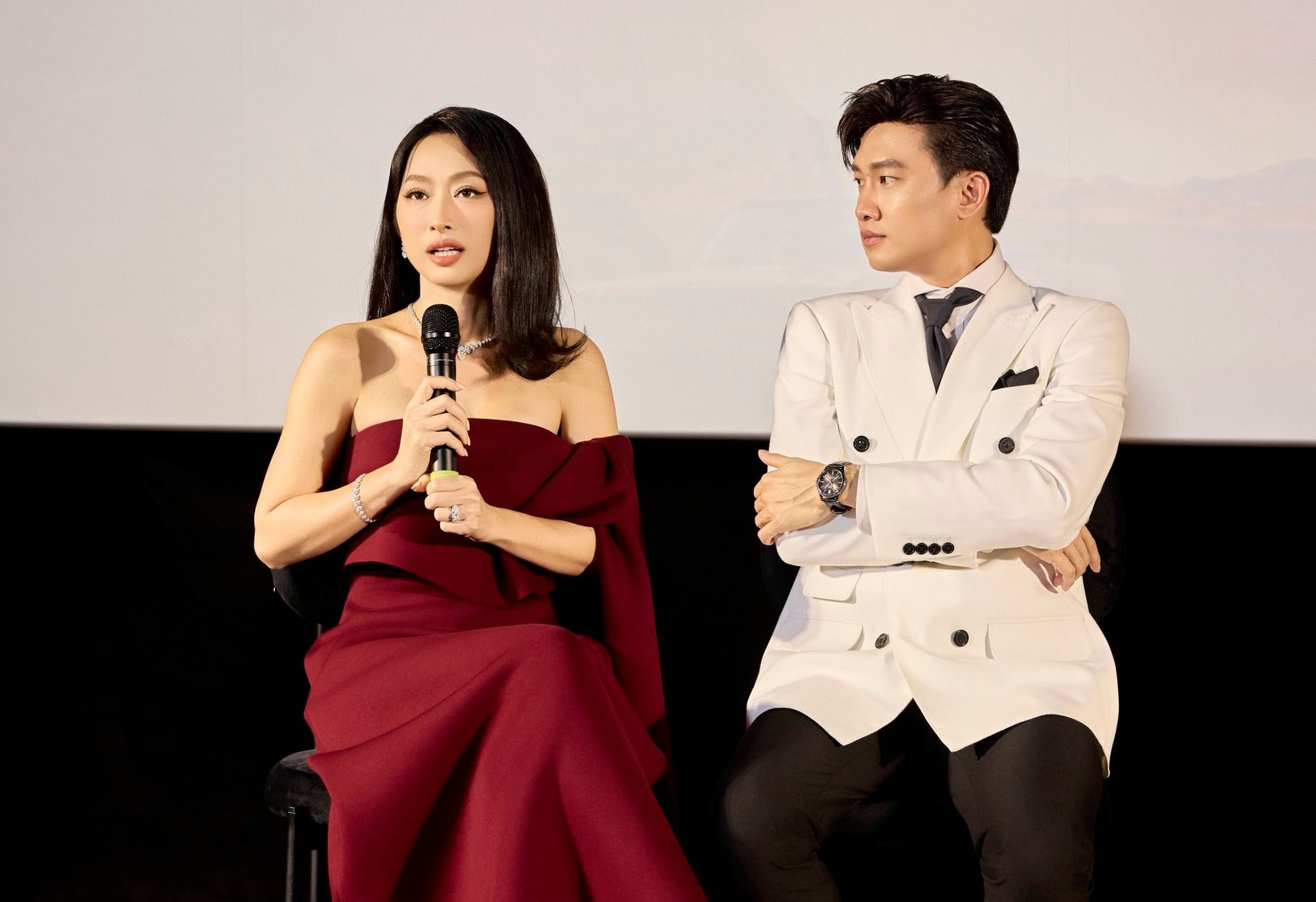 Thêm một người đẹp khiến Quốc Trường phải nhắn tin mỗi tối- Ảnh 1. Thêm một người đẹp khiến Quốc Trường phải nhắn tin mỗi tối- Ảnh 1.