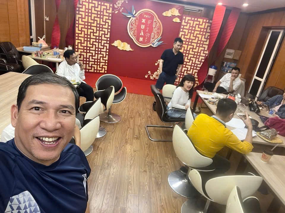 Đây cũng là lần hiếm hoi NSND Quốc Khánh tái xuất.