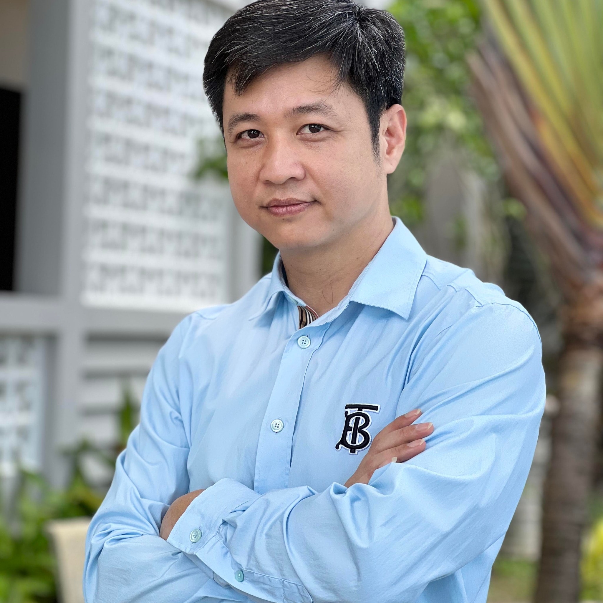 Trung tá Hoàng Công ngoài đời.