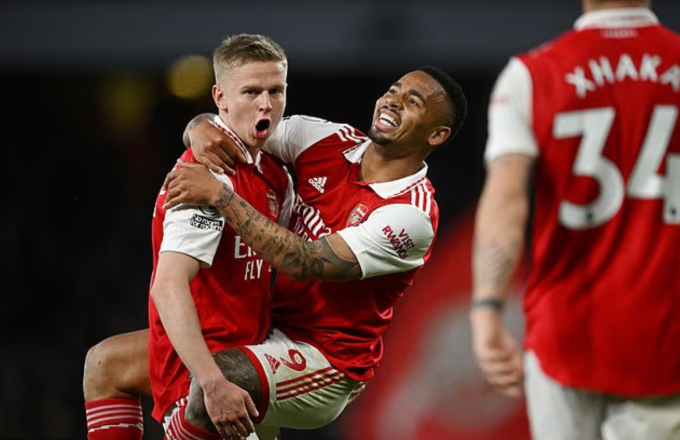 Jesus (trái) và Zinchenko cùng chuyển đến Arsenal hè 2022 từ Man City. Ảnh: Reuters