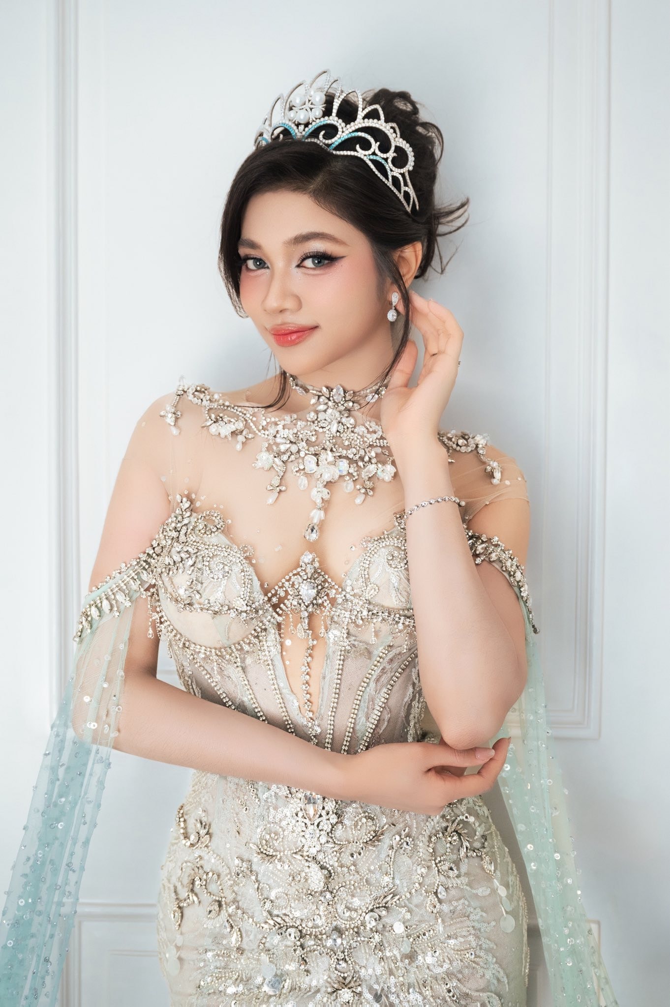 Sắc vóc Minh Kiên sau ba năm nổi tiếng