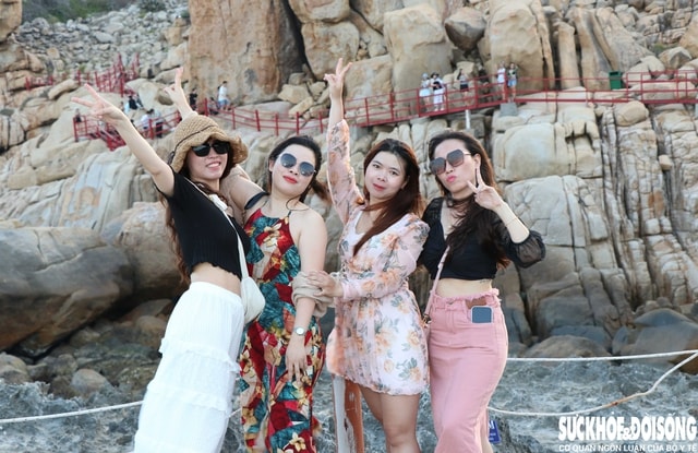 Đắm mình trong vẻ đẹp của Hang Rái- Ảnh 5.