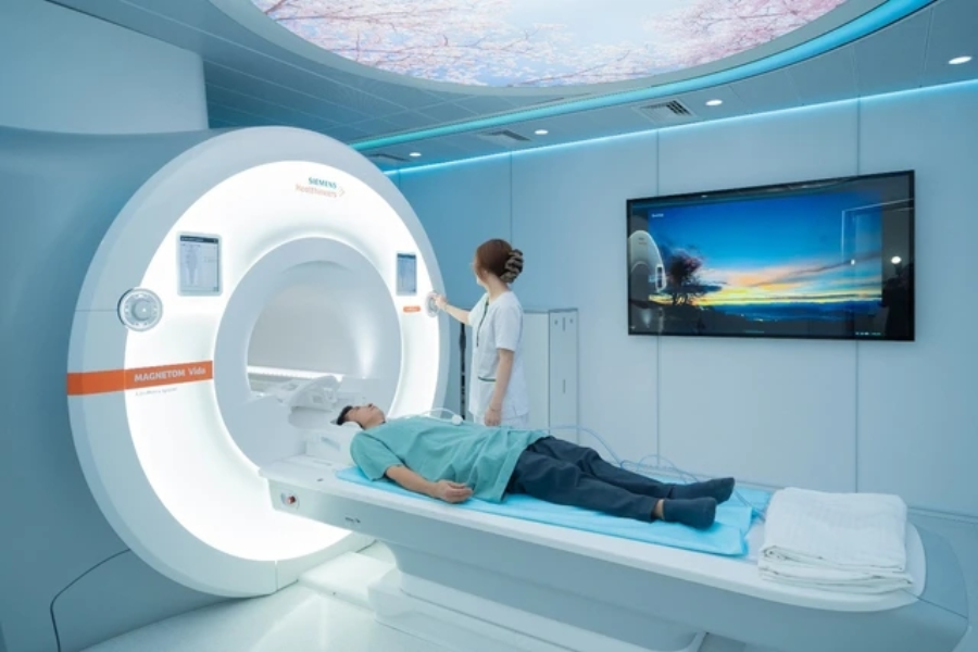 he-thong-mri-3.0-tesla-hien-dai-hang-dau-the-gioi-tai-benh-vien-da-khoa-vinmec-ocean-park-2.png