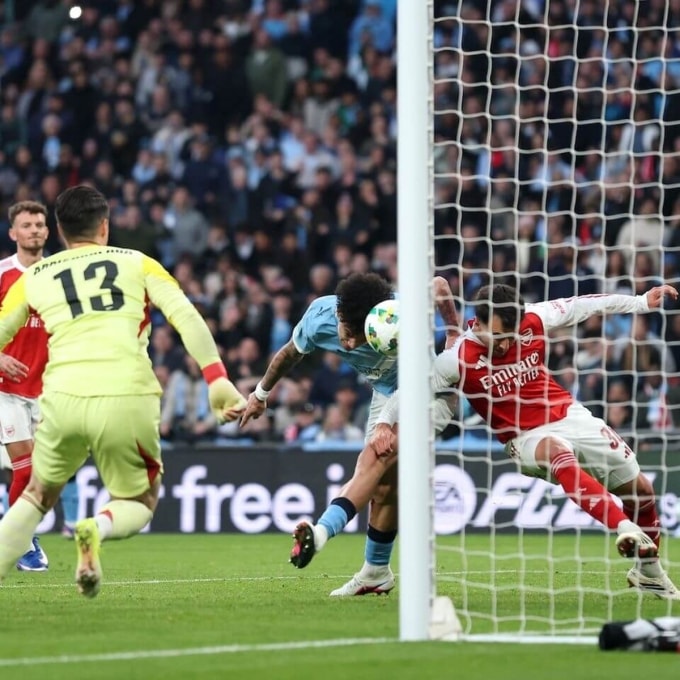 O’Reilly đánh đầu ghi bàn mở tỷ số cho Man City, trong trận chung kết Cup Liên đoàn Anh trên sân Wembley, London ngày 22/3/2026. Ảnh: AFP