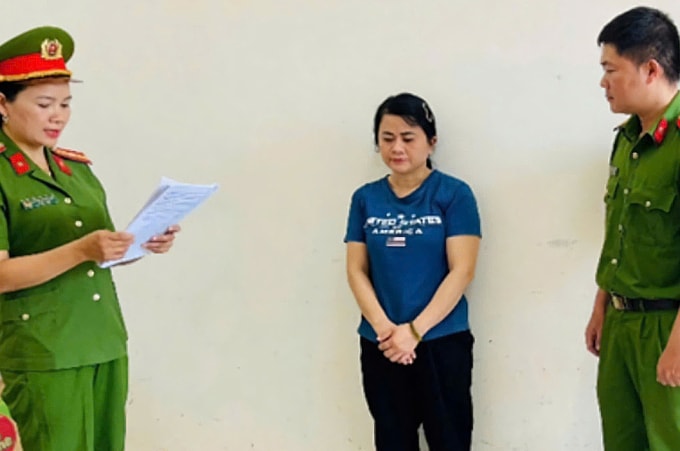 Nguyễn Thị Tường Vi bị bắt tạm giam do chiếm đoạt hơn 14 tỷ đồng của nhiều người. Ảnh: Công an Đăk Lăk