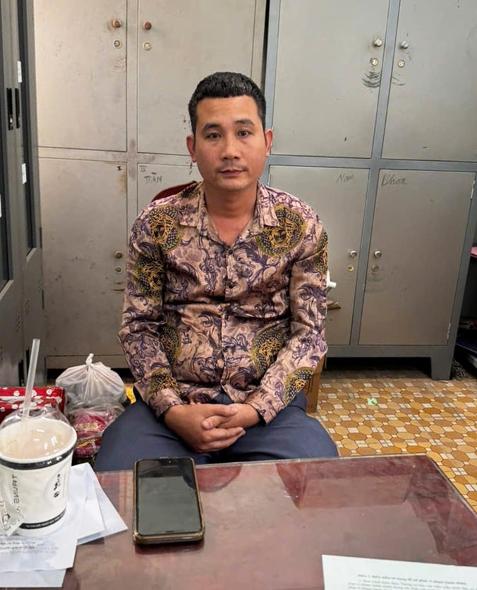 Nguyễn Văn Xanh tại cơ quan điều tra. Ảnh: Nam An