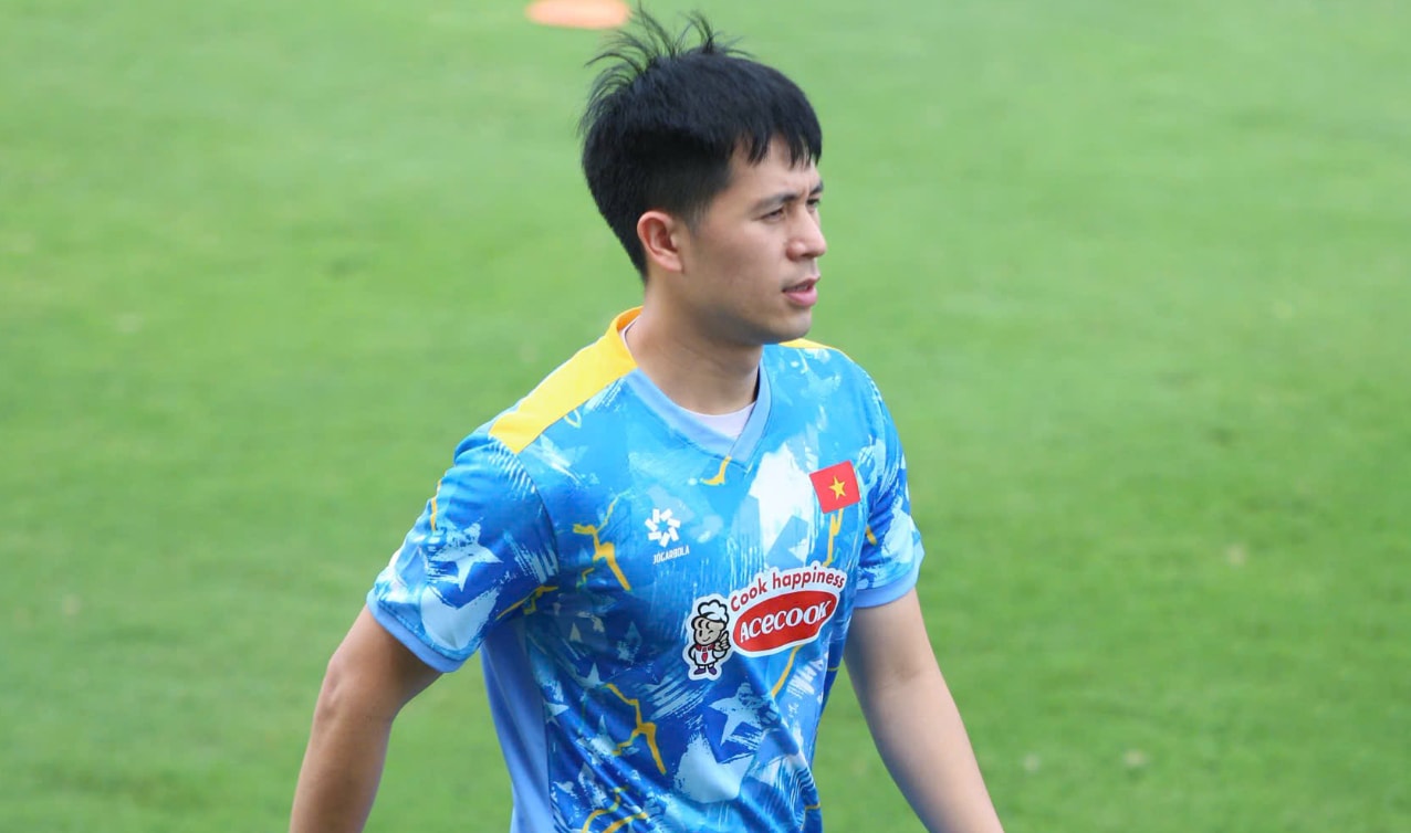 Trung vệ Trần Đình Trọng: 