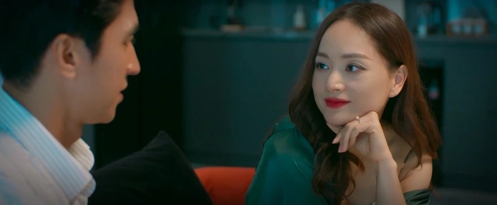 Lan Phương vào vai Kiều Thơ trong phim giờ vàng 