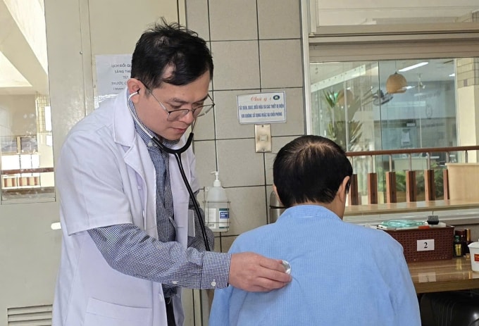 Một bệnh nhân ung thư phổi điều trị tại Bệnh viện Bạch Mai. Ảnh: Kim Long