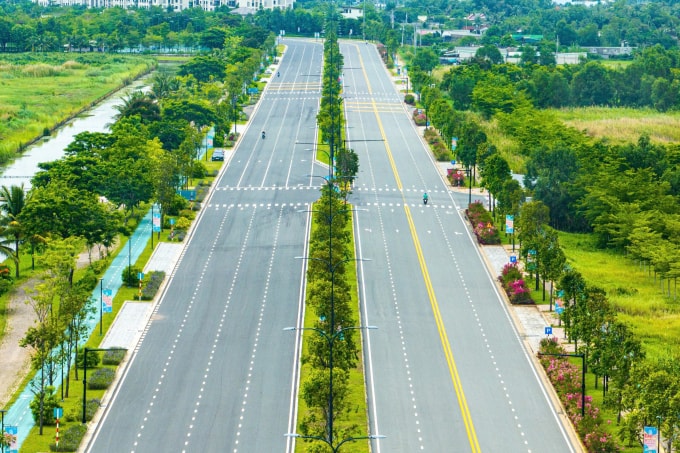 Hạ tầng tại khu Tây TP HCM. Ảnh: Nam Long