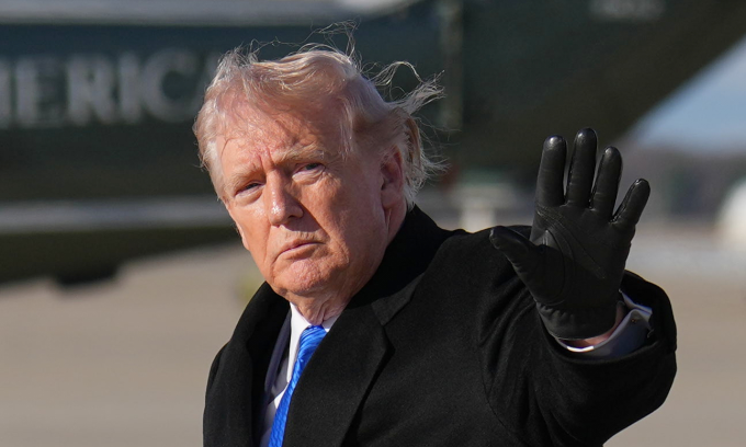 Tổng thống Trump tại căn cứ Andrews, bang Maryland hôm 23/3. Ảnh: AP