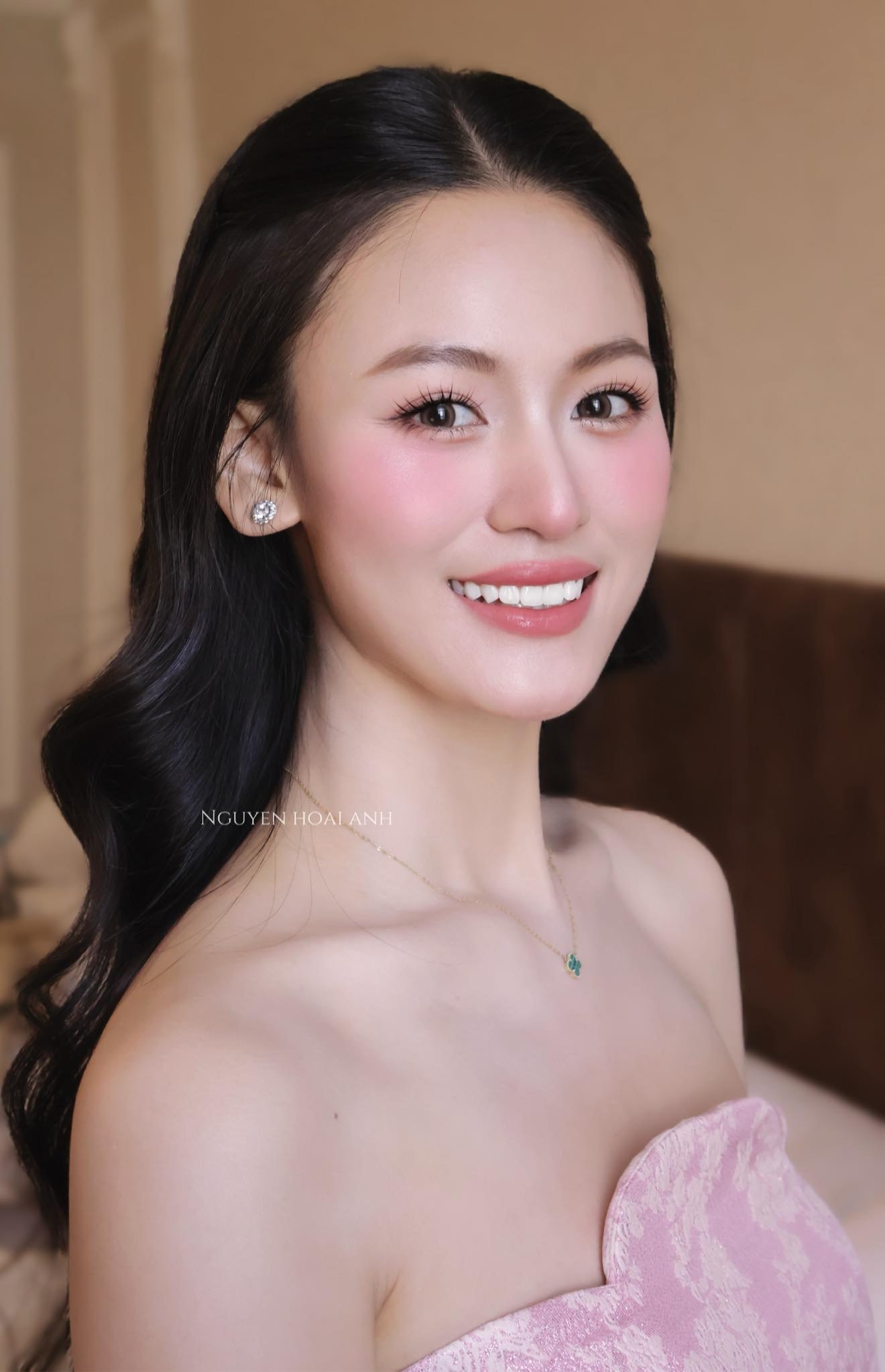 Trần Phương Linh qua bàn tay trang điểm của các chuyên gia