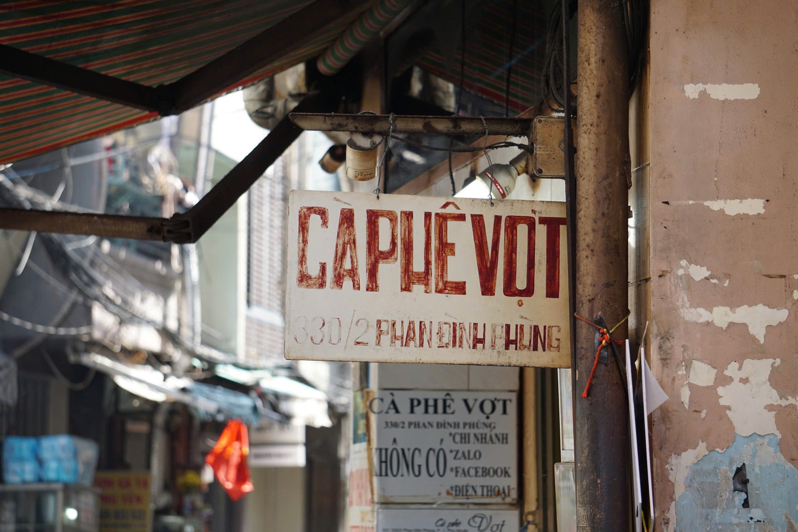 Tìm lại Sài Gòn xưa trong những quán cà phê hơn nửa thế kỷ  - Ảnh 8.