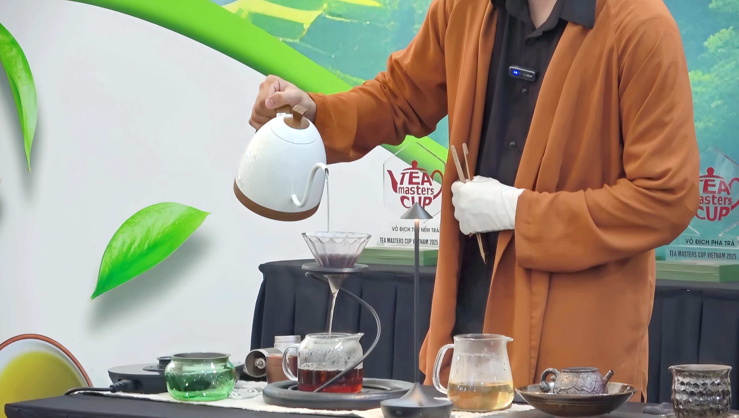 Chiếc cối xay cà phê và chén trà "động" của anh chàng 9X điển trai - Ảnh 4.