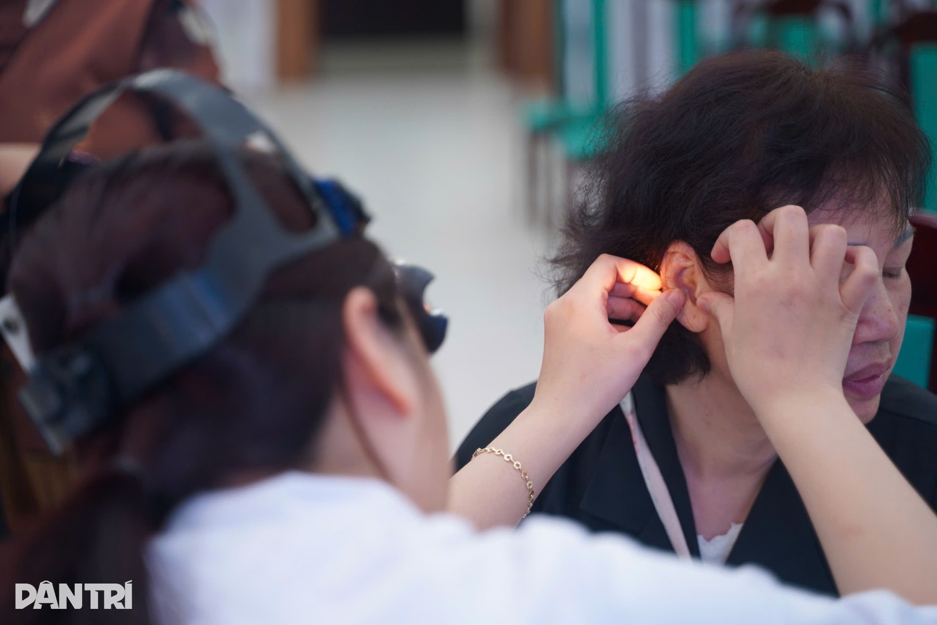 Hơn 300 cựu thanh niên xung phong, nạn nhân dioxin được khám miễn phí - 10 Hơn 300 cựu thanh niên xung phong, nạn nhân dioxin được khám miễn phí - 10