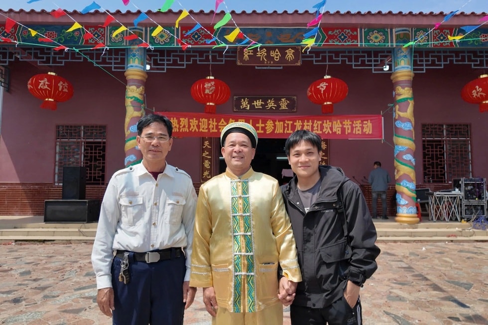 Ngôi làng ở Trung Quốc nói tiếng Việt, phụ nữ mặc áo dài, đánh đàn bầu - 2