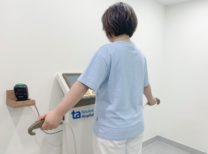 Chị Thảo giảm 21 kg sau 5 tháng điều trị giảm cân. Ảnh: Bệnh viện Đa khoa Tâm Anh