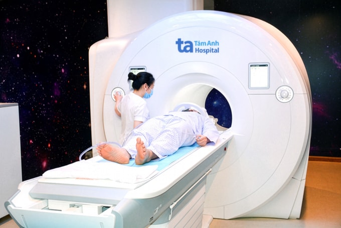 Ông Tấn chụp MRI 3 Tesla não để chẩn đoán bệnh. Ảnh: Bệnh viện Đa khoa Tâm Anh