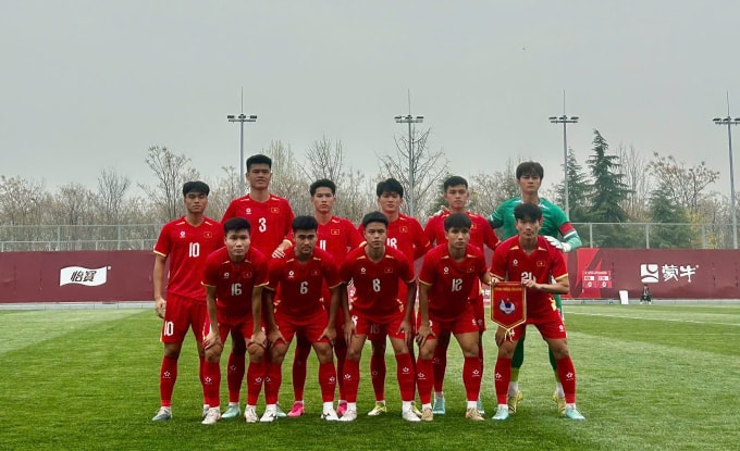 Đội hình xuất phát của U23 Việt Nam trước Triều Tiên ở lượt đầu giải giao hữu CFA Team China Cup, chiều 25/3. Ảnh: VFF