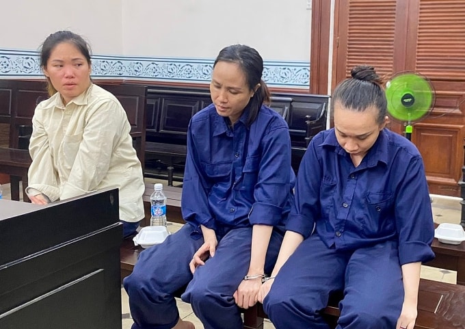 Các bị cáo tại tòa hôm nay. Ảnh: Hải Duyên