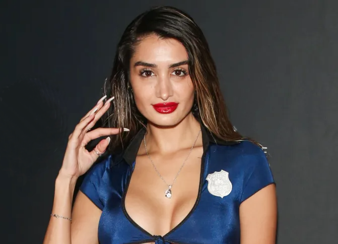 Adva Lavie từng tham gia nhiều sự kiện ở Hollywood. Ảnh: Sun