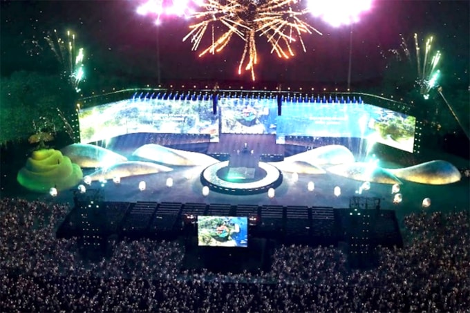 Sân khấu đêm khai mạc năm du lịch Quốc gia. Ảnh: Ngọc Oanh