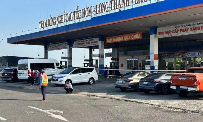 Cây xăng ở trạm dừng nghỉ cao tốc TP HCM - Long Thành - Dầu Giây không hoạt động. Ảnh:Thái An