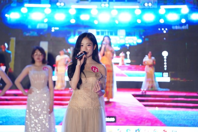 Nét duyên dáng, thanh lịch của nữ sinh ngành Y – Dược Quảng Trị- Ảnh 14. Nét duyên dáng, thanh lịch của nữ sinh ngành Y – Dược Quảng Trị- Ảnh 14.