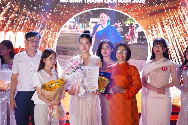 Nét duyên dáng, thanh lịch của nữ sinh ngành Y – Dược Quảng Trị- Ảnh 20. Nét duyên dáng, thanh lịch của nữ sinh ngành Y – Dược Quảng Trị- Ảnh 20.