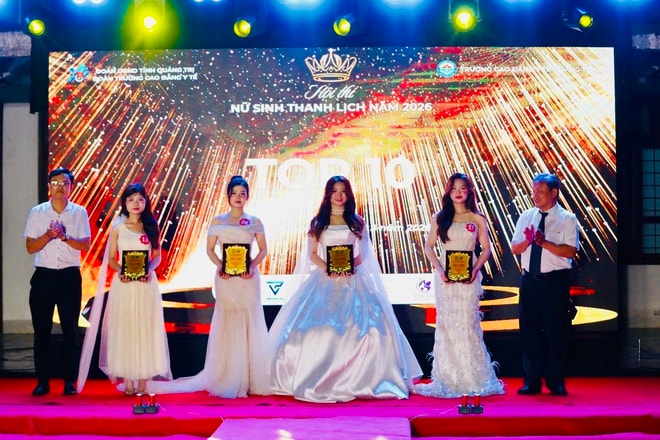 Nét duyên dáng, thanh lịch của nữ sinh ngành Y – Dược Quảng Trị- Ảnh 17. Nét duyên dáng, thanh lịch của nữ sinh ngành Y – Dược Quảng Trị- Ảnh 17.