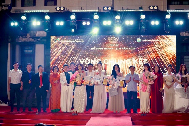 Nét duyên dáng, thanh lịch của nữ sinh ngành Y – Dược Quảng Trị- Ảnh 16. Nét duyên dáng, thanh lịch của nữ sinh ngành Y – Dược Quảng Trị- Ảnh 16.